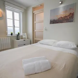 Centre - And Functional Appartement